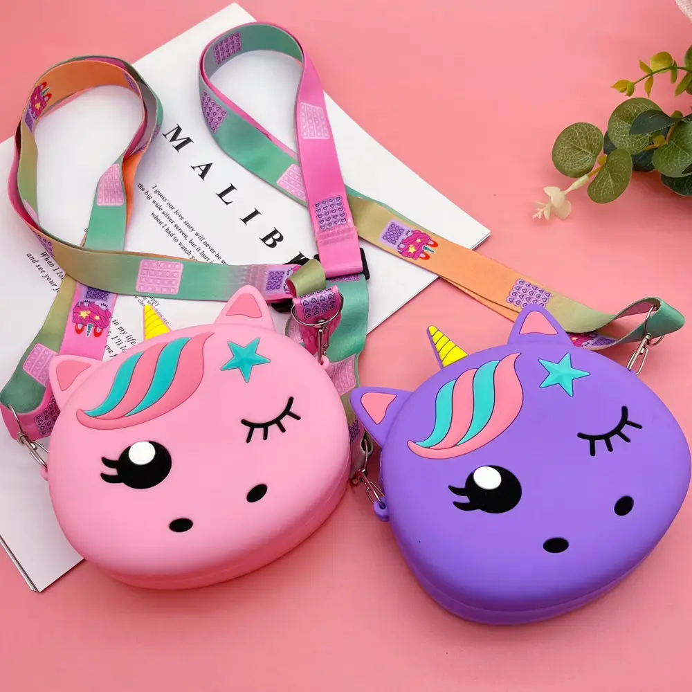 Bolso bandolera pequeño impermeable de silicona de unicornio de dibujos animados creativos promocionales personalizados éxito de ventas para niños