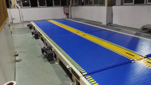 Correia modular PL QNB Flat Top: flexibilidade modular para manuseio adaptável de produtos em automação de alta velocidade