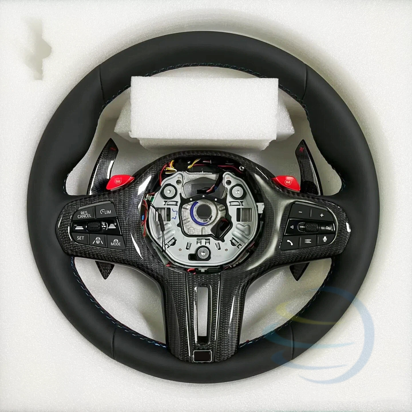 Full leather; Carbon Fiber Trim&Button Trim