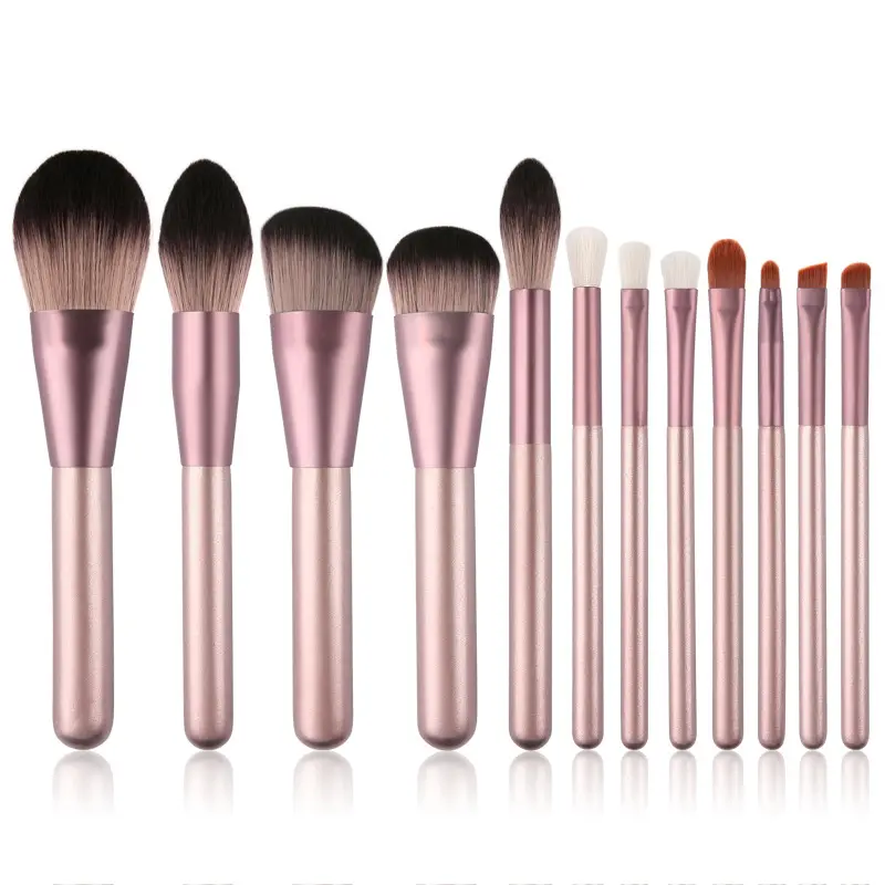 Private Label 12ピース/セットSmall Grapes Make Up Brush Beginner Makeup Brushes Set Blending Brush Make Your Own Brand