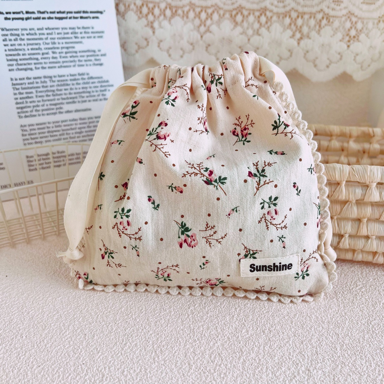 Petite base fleurie abricot