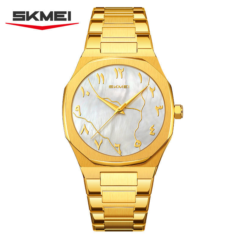 Surface blanche coquille d'or