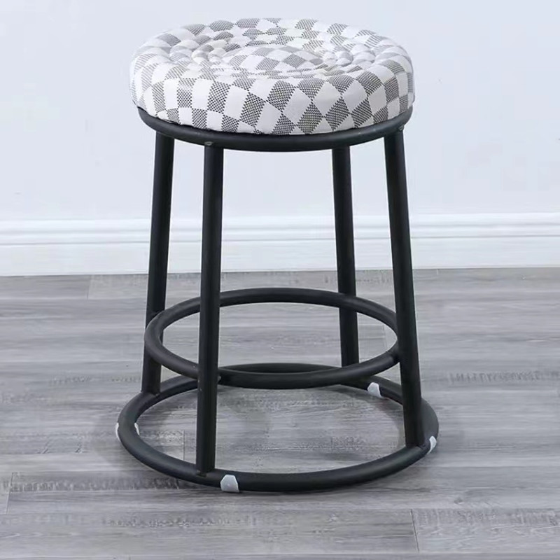 48 cm de haut - Grille blanche - Acier au carbone noir épaissi