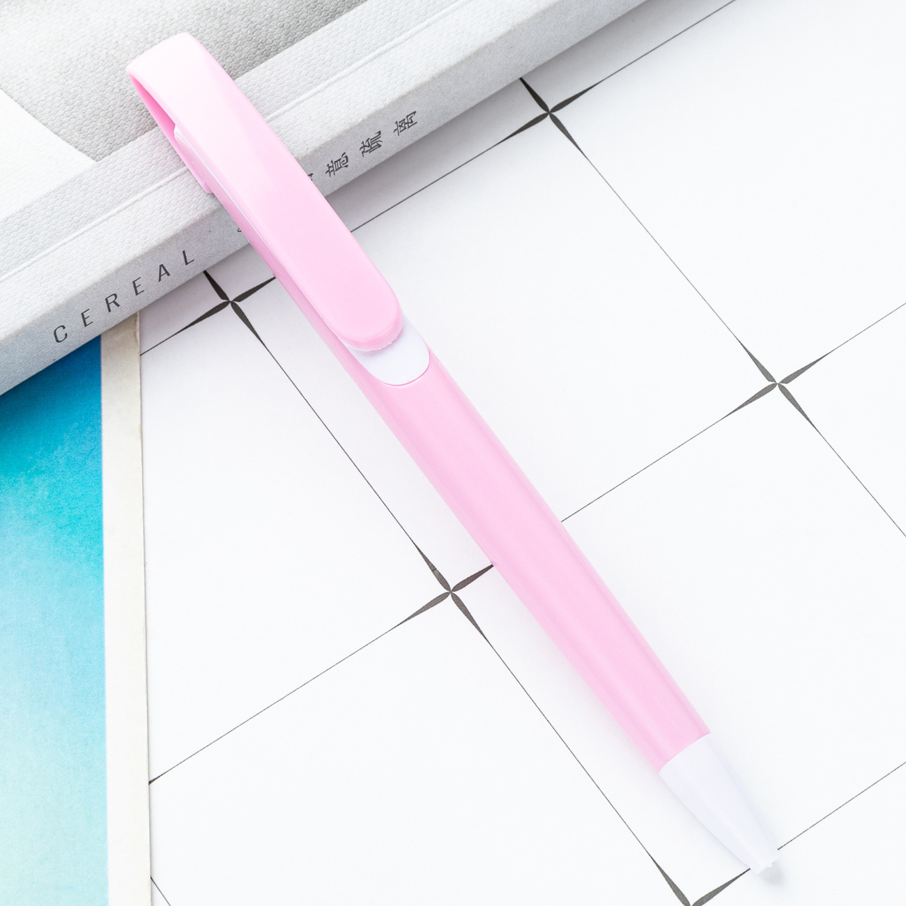 Color Pole - Candy Pink