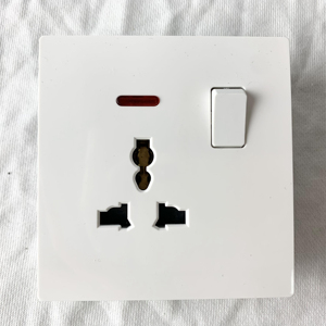 高品质英国/欧盟/非盟/信息技术/南非标准通用串行总线墙壁电源插座家用灯开关