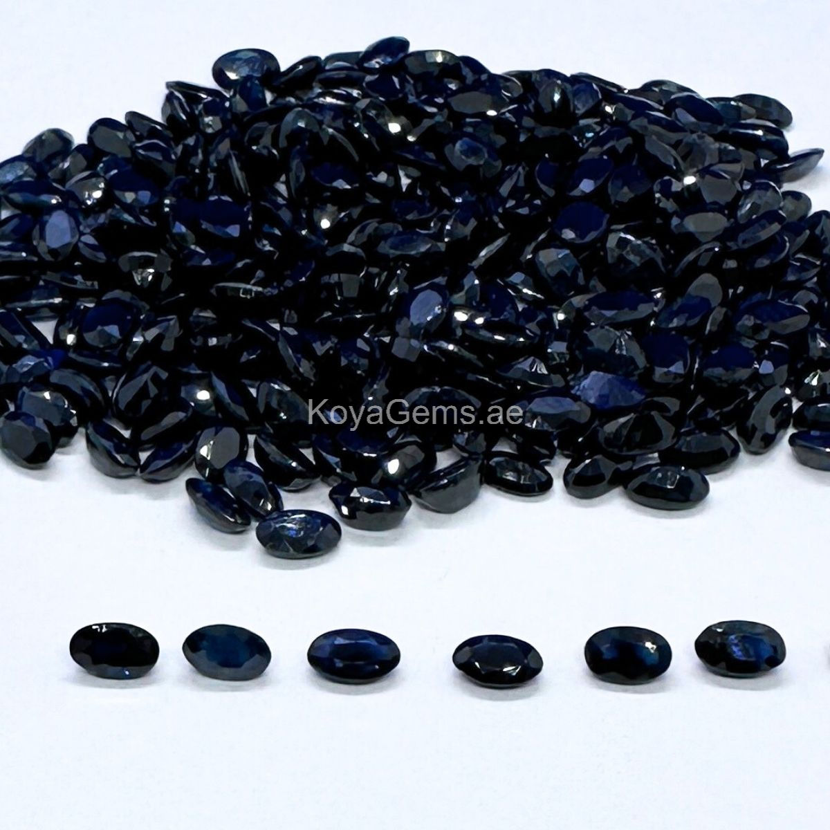 สีดำสีฟ้า