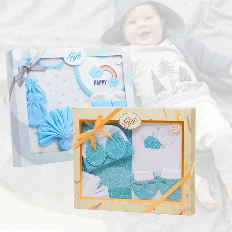새로운 태어난 소년 소녀 아기 옷은 창을 가진 선물 상자를 놓습니다 주문을 받아서 만들어진 호화스러운 마분지 의복 의류 의류 양말 담요 포장