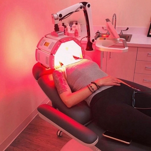 Anti-aging cilt gençleştirme akne tedavisi için 3 renk ile PTD biyo ışık tedavisi fotodinamik terapi makinesi LED - Product Image 2