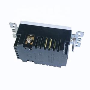 A型 + C插座USB TR插座壁式插座充电器15A双工TR插座插头，4.8A，-尺寸: 4.13*1.81*1.77-U & L上市 - Product Image 2