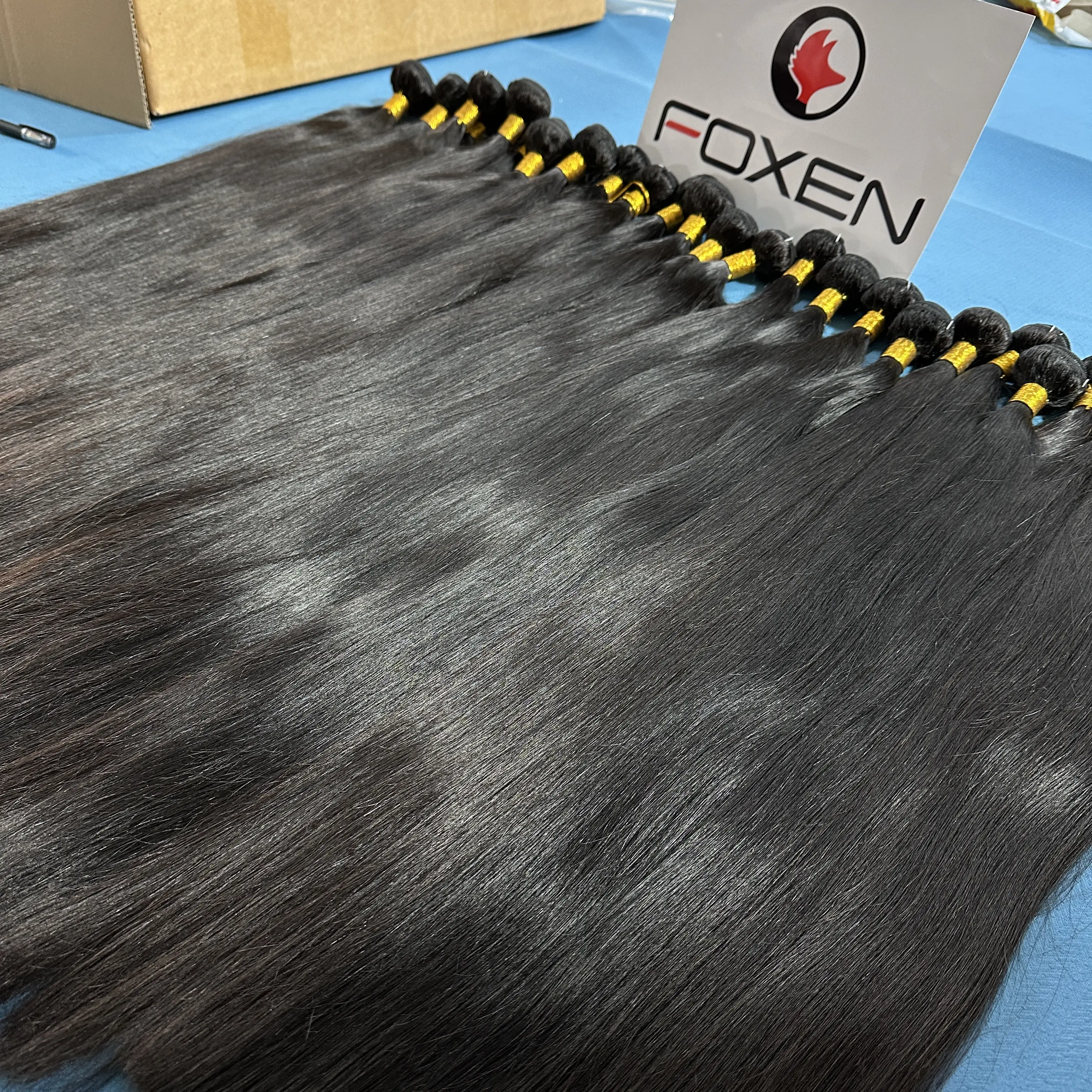 भ्रूण मानव बाल विस्तार विक्रेता कुंवारी क्यूटिकल वाले बाल बंडल 12 ए ग्रेड वर्जिन मानव बाल बंडल बंद के साथ