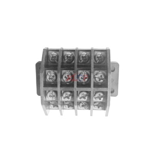 XLCF 4-XX-02端子間隔10mm 4mm ² Max 30A高電流真鍮端子ブロック - Product Image 3