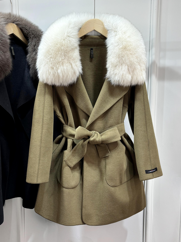 Beige camello