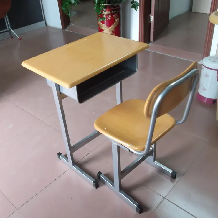 Klassieke Ontwerp Hoge Kwaliteit Houten Studie Tafel Stoel Set Scholieren Klaslokaal Bureau En Stoel