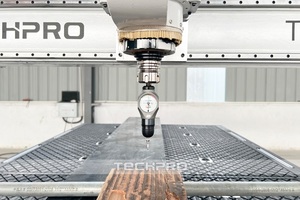 Modelo de espuma Puertas de gabinete de madera Máquina de grabado ATC Enrutador CNC de madera 4 ejes con cabezal oscilante de 180 grados - Product Image 4