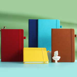 Venta al por mayor personalizado A5 con correa elástica PU diario cuaderno impreso marca Logo diario Bloc cuaderno de notas de cuero PU