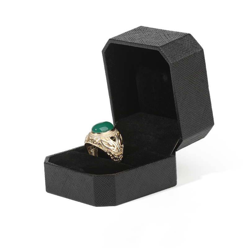 Boîte de bague noire