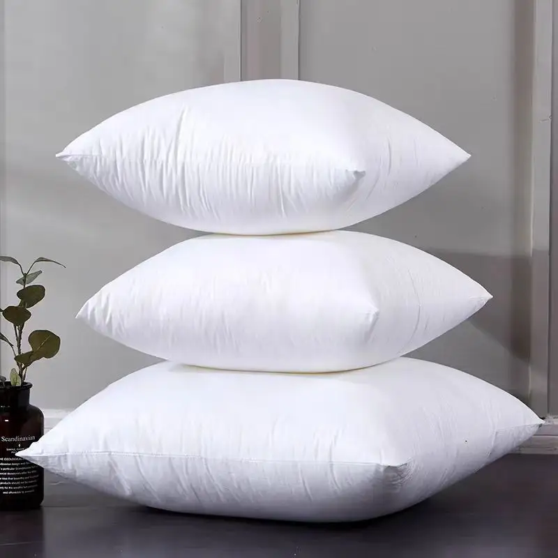 Ropa de cama hipoalergénica Cojín blanco Insertos Almohada decorativa Cuadrada para sofá Cama Cojín 50X50