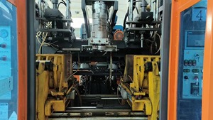 Full Automatic 8 Cavity Pet <strong>Plastic</strong> Bottle Blowing <strong>Molding</strong> Making <strong>Machine</strong> Pet <strong>Blow</strong> <strong>Molding</strong> <strong>Machine</strong>