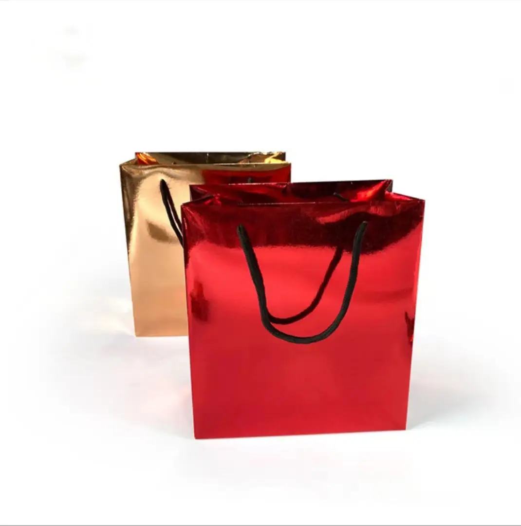 بوتيك ورقة حقيبة مخصص الطباعة القابلة لإعادة التدوير حقائب هدايا ورقية الذهب تسلق شعار على مجوهرات ورقة حقيبة