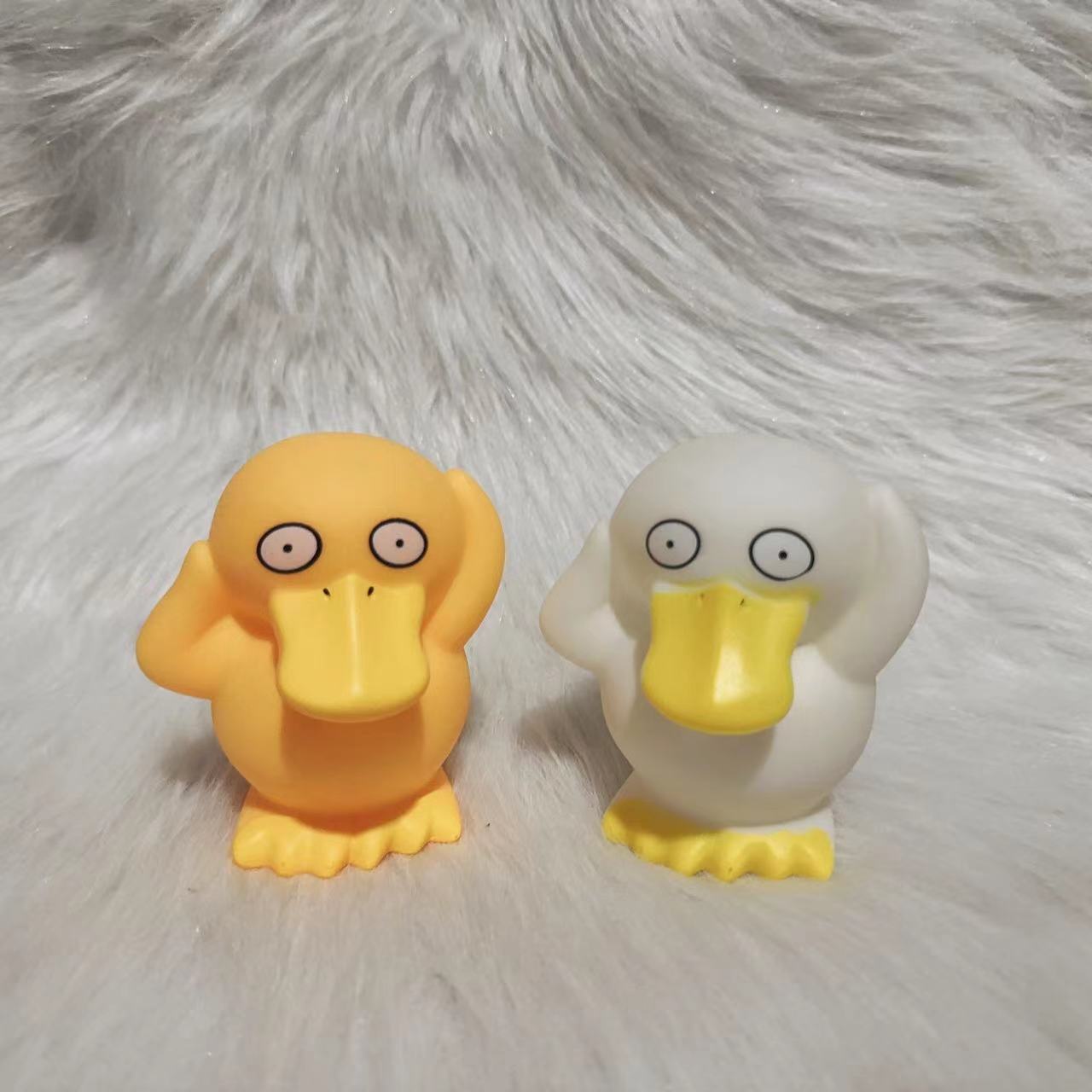 Embalaje en caja de color Psyduck