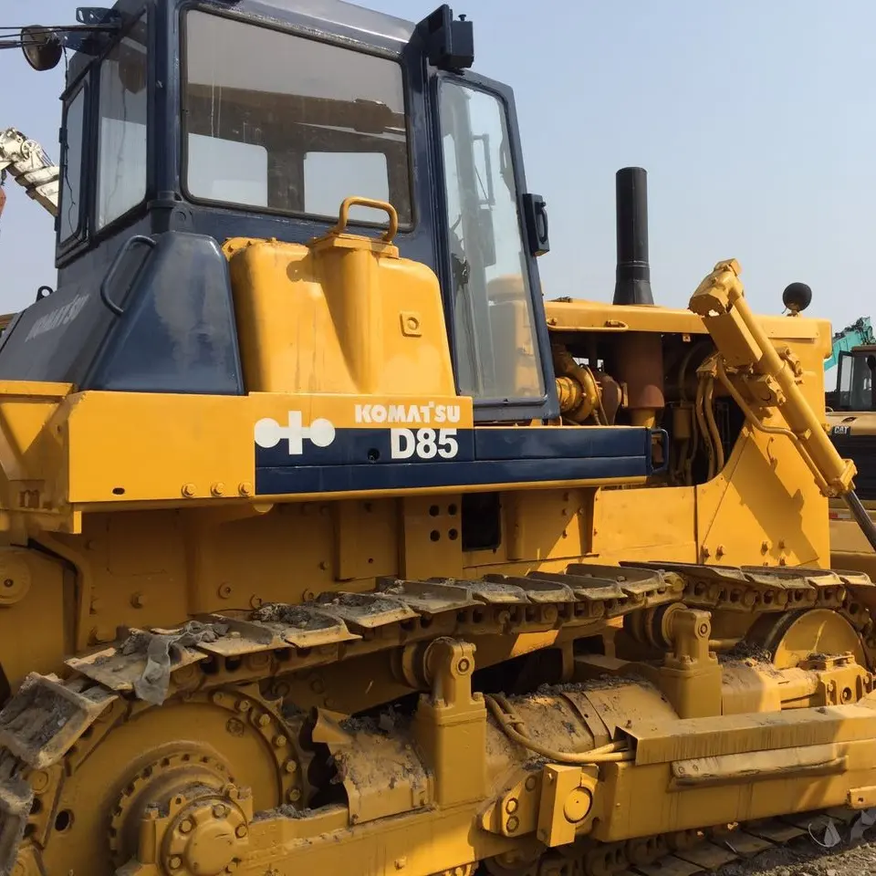 สภาพดี Komatsu D85รถตักตีนตะขาบ,ใช้ D65 D155A รถปราบดินสำหรับขายร้อน