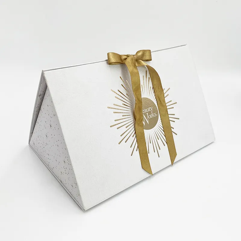 Casamento personalizado favor caixa chocolate doces partido papel caixa embalagem prisma triangular caixa presente dobrável