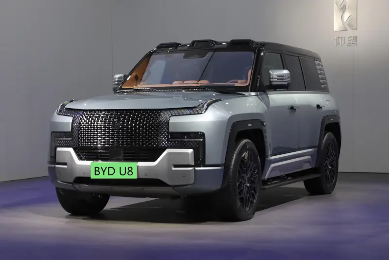 2024 BYD Yangwang U8 Hybrid SUV Luxus China Neue Energiefahrzeug mit 1197 PS und 180 km EV Reichweite Schlussverkauf