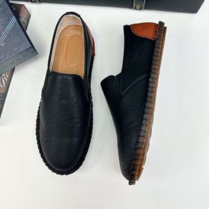 Ucuz çin'de yapılan erkekler's handfashionable loafer'lar nefes deri kayma-ons moda rahat giymek için