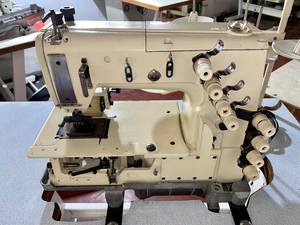 KANSAI SPECIAL DFB-1404 PMDウエストバンド用4針弾性アタッチメントマシンの出荷準備完了 - Product Image 3