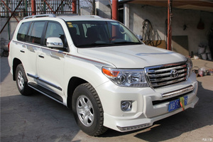 全选项 (LHD) 丰田陆地巡洋舰LC300 VXR SUV 2022黑色左舵驾驶和右舵驾驶 - Product Image 4