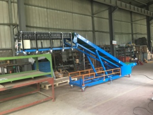 Automatic Lifting Flexible PVC Belt Conveyor Manufacturer's <strong>Loading</strong> <strong>Unloading</strong> System for Home Use Retail Manufacturing Plants - Product Image 3
