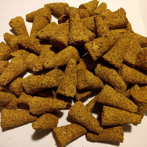 El yapımı tütsü Palo Santo kutsal ahşap tütsü konileri