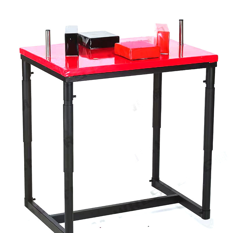 Tavolo rosso e nero