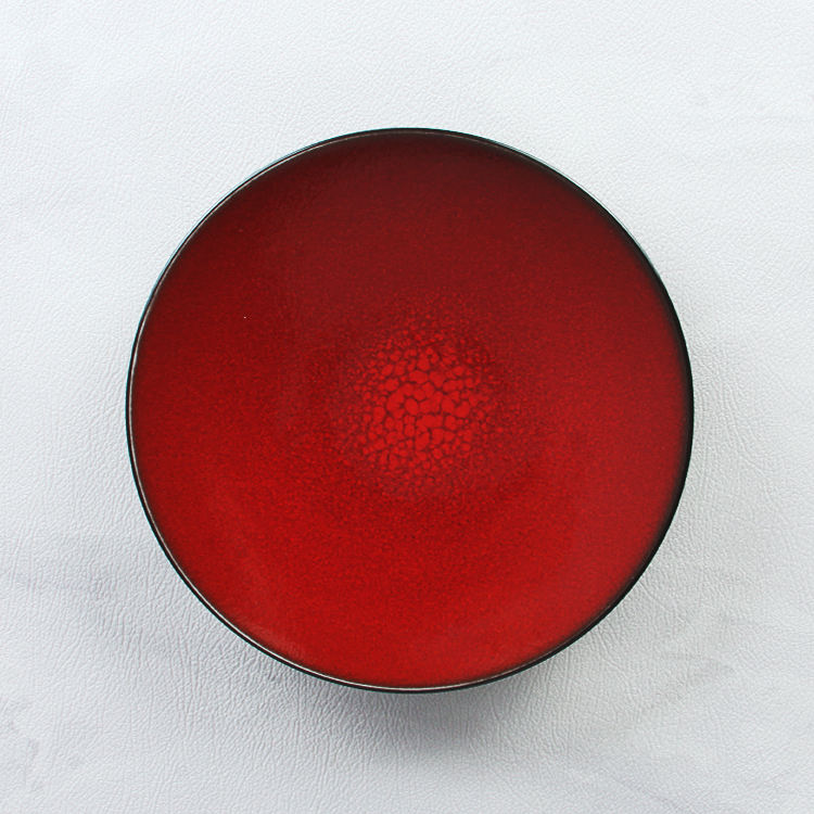 สีแดงและสีดำ