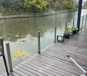 BNS individualisierte Indoor-Outdoor-<span class=keywords><strong>Deck</strong></span>-Balkonpfosten rostfreier Stahl rahmenloses Glasgeländer Treppen-Ballustrade Handlauf