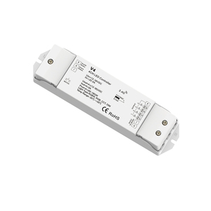 Fabbrica V4 RGBW 20A 12-36VDC 2.4GHz Wireless RF telecomando 4 canali RGBW Dimmer Controller per 5050 2835 strisce luminose a LED - Product Image 2