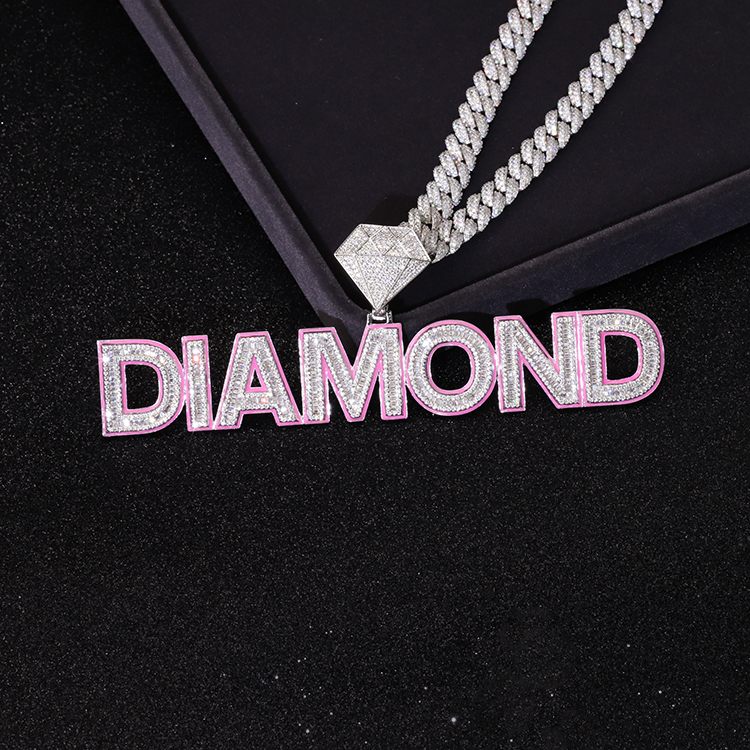 Pendentif émail