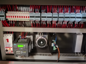Linea di produzione automatica di taglio del vetro CNC ad alta stabilità con funzione di carico e scarico - Product Image 6