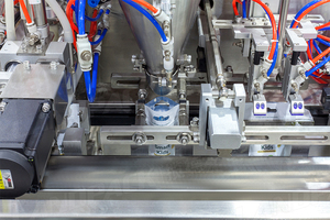 Contador de pastillas completamente automático de 8 carriles, máquina de embotellado, conteo y embotellado de cápsulas de tableta de 8 canales - Product Image 6