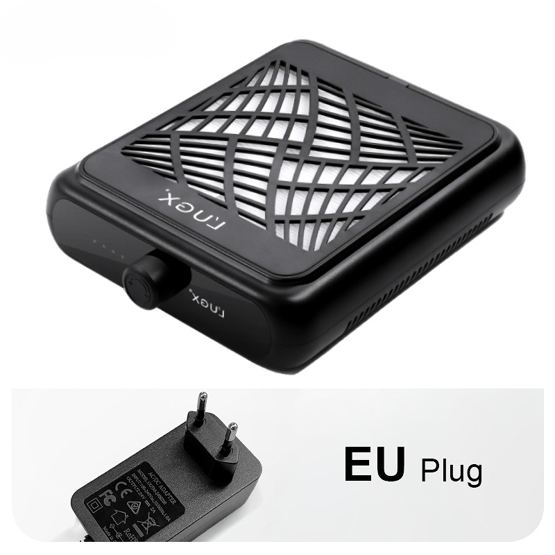 Noir. Frais de charge UE.