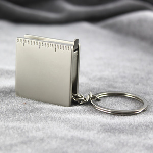 Bán Buôn Biểu Tượng Tùy Chỉnh 1.2M Mini Quảng Trường Kim Loại Có Thể Thu Vào Băng Đa Chức Năng Thuận Tiện Cai Trị Thời Trang Keychain - Product Image 3