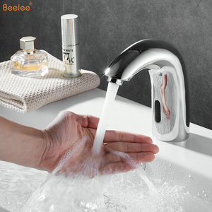 <span class=keywords><strong>Beelee</strong></span> Thiết Kế Mới Phòng Tắm Touchless Sensor Vòi Tự Động Chuyển Động Kích Hoạt Phòng Tắm Bồn Rửa Tay Điện Miễn Phí Nước Tap - Product Image 2