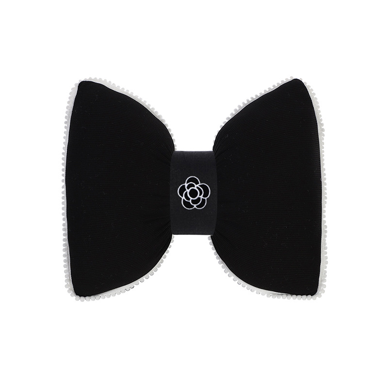 Ceinture de taille en peluche en forme de papillon avec bordure camélia noire