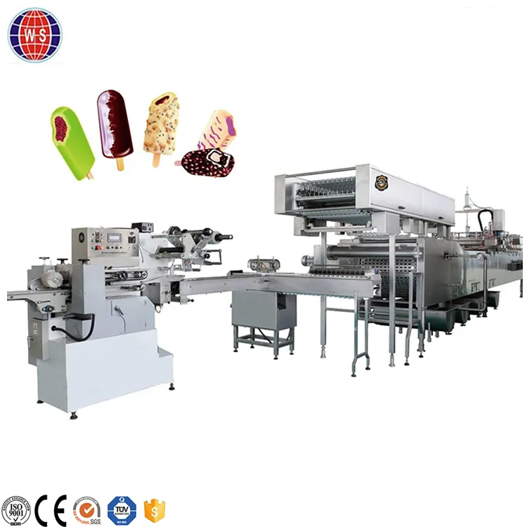 La macchina industriale automatica della linea di produzione completa del gelato fa il gelato
