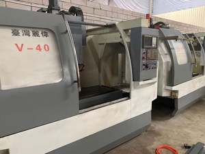 במלאי טייוואן סין v40 מכונת VMC1060 מרכז שלוש ציר מחשב בקרת FANUC מערכת CNC מכונות
