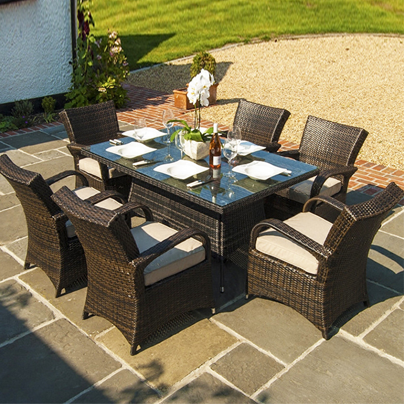 1 table with 6 chairs (Rectangular table)