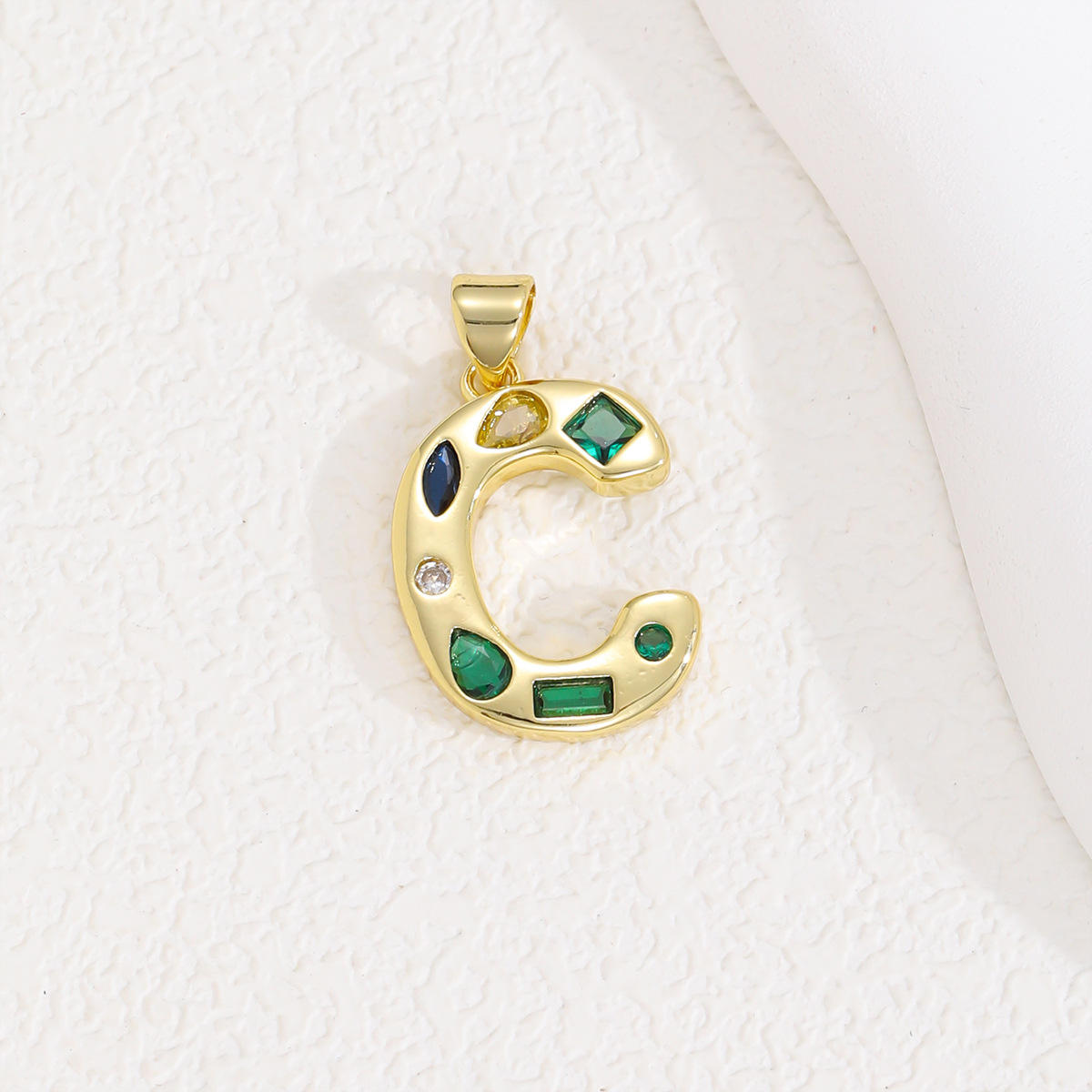 C (จี้เดี่ยว)