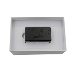 Rastreador GPS para coche 4G LTE con fuerte imán incorporado para una fácil fijación en todas las superficies, dispositivo de seguimiento de coche robusto y a prueba de salpicaduras - Product Image 4