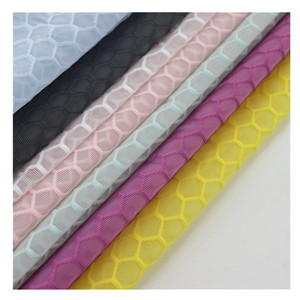 sechseckiger weichgewebter stoff 3d-netz 100% polyester steinnetzstoff für textilienmatratzen heim quilted stoff - Product Image 1