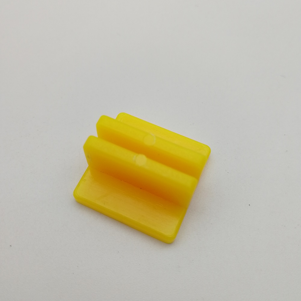 สีเหลือง